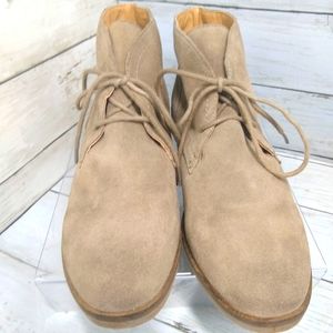 Lucky Brand GARBOH Women's 8.5M Beige Suede Leather LaceUp Chukkas Ankle Boots